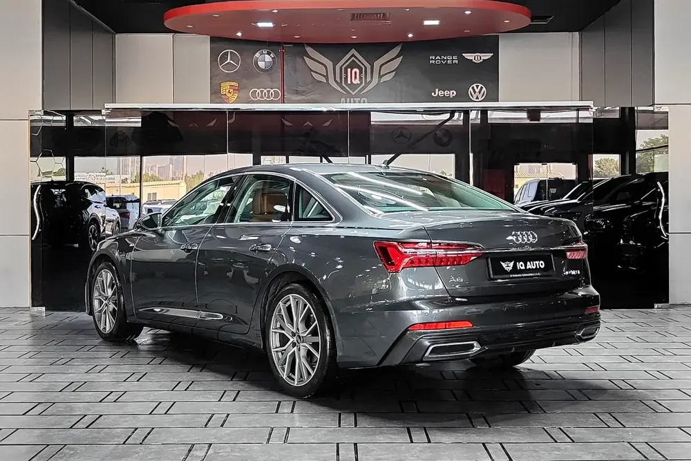 AED 1,720 P.M | 2022 Audi A6 40 TFSI S-Line | Under Audi Warranty and Service Contract | GCC | - Image 6