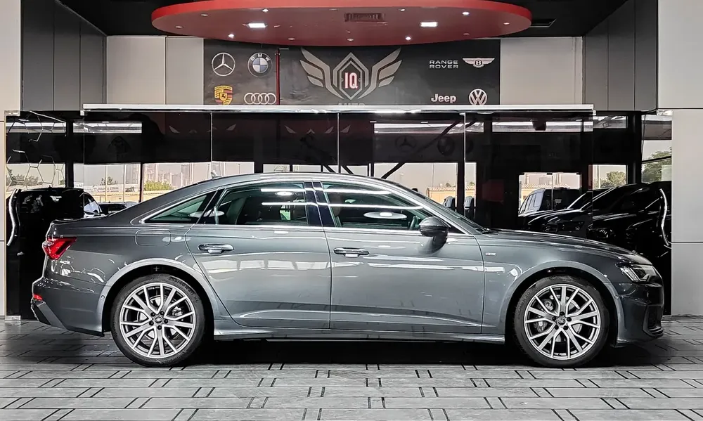 AED 1,720 P.M | 2022 Audi A6 40 TFSI S-Line | Under Audi Warranty and Service Contract | GCC | - Image 7