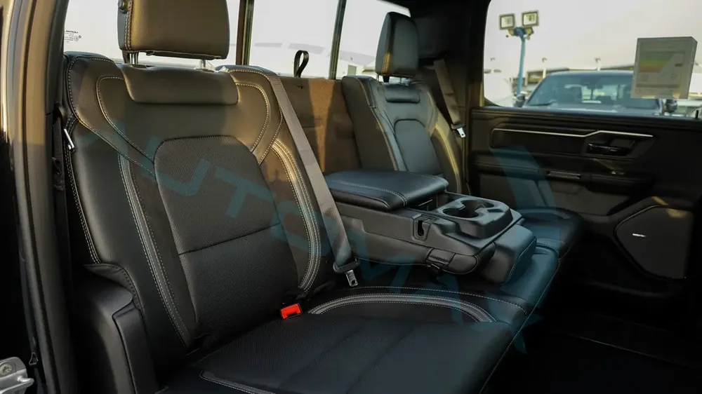 ( Air Suspension / Rambox / Bedliner ) 2026/2026 RAM 1500 Rebel GT 3.0TT Hurricane GCC 0KM - Image 14