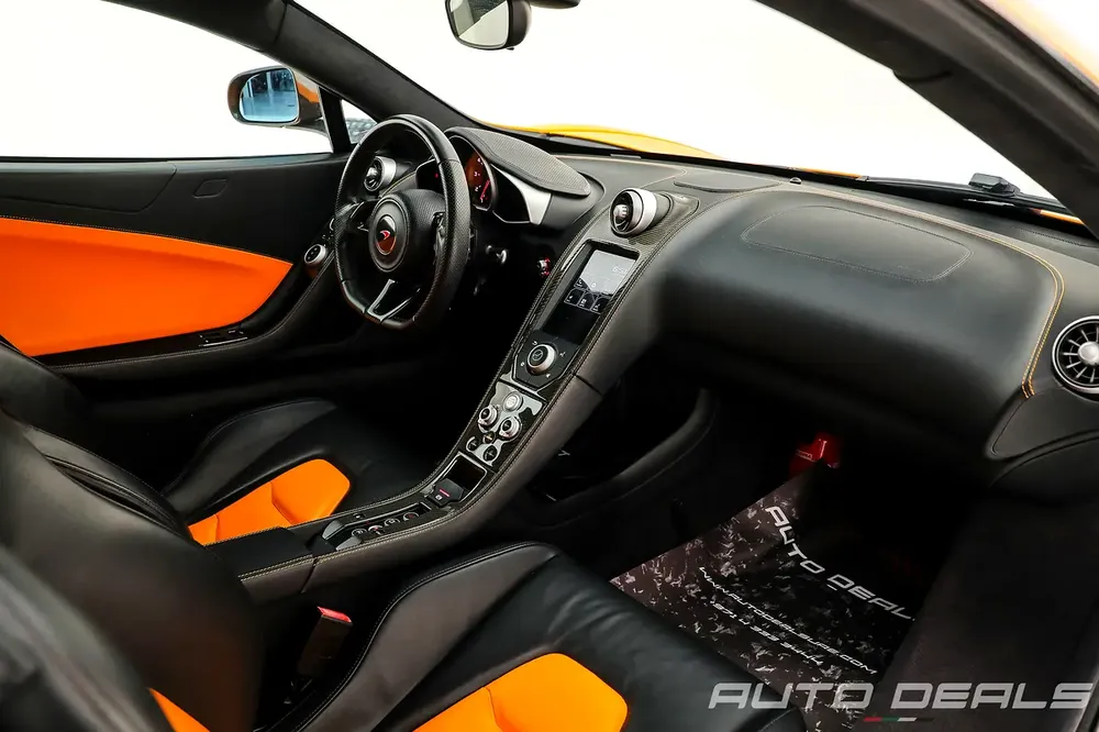 2013 McLaren MP4-12C Coupe | GCC Specs | Fully Loaded | Well Maintained | 3.8L V8 - Image 10