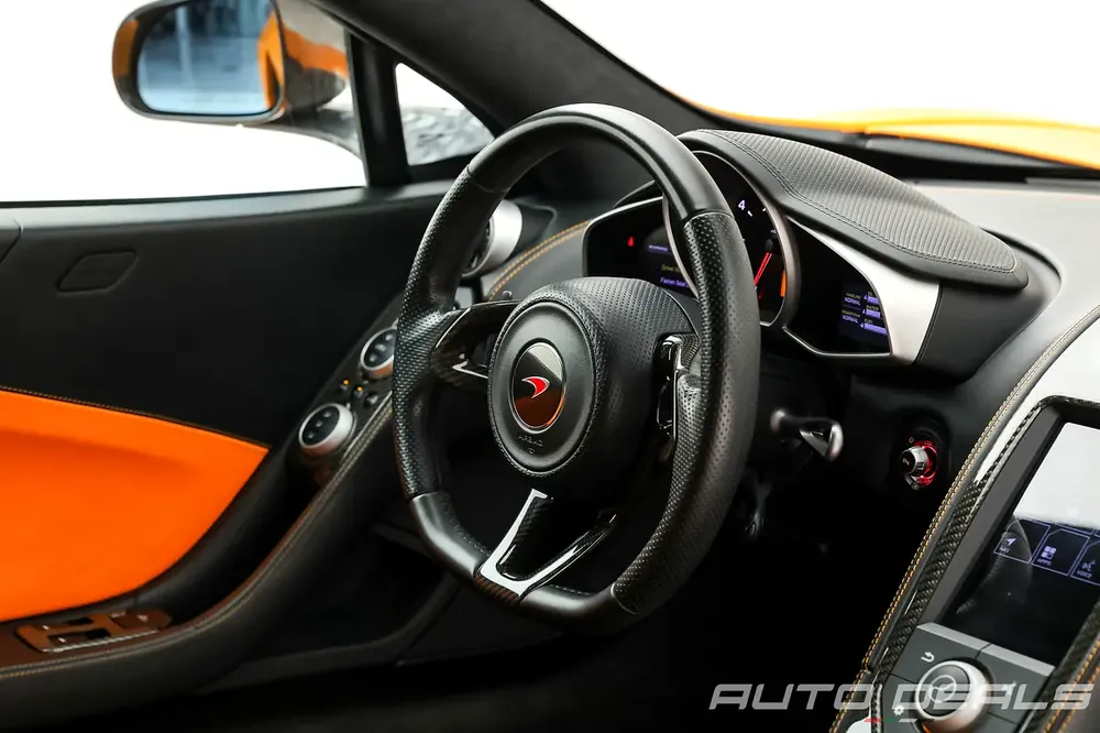 2013 McLaren MP4-12C Coupe | GCC Specs | Fully Loaded | Well Maintained | 3.8L V8 - Image 11