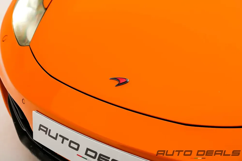 2013 McLaren MP4-12C Coupe | GCC Specs | Fully Loaded | Well Maintained | 3.8L V8 - Image 6