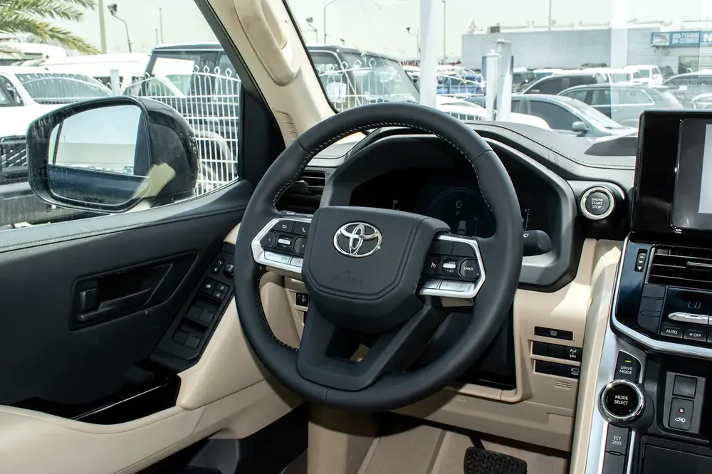 Brand New 2026 Toyota Land Cruiser GXR L1 GCC Specs - Image 11