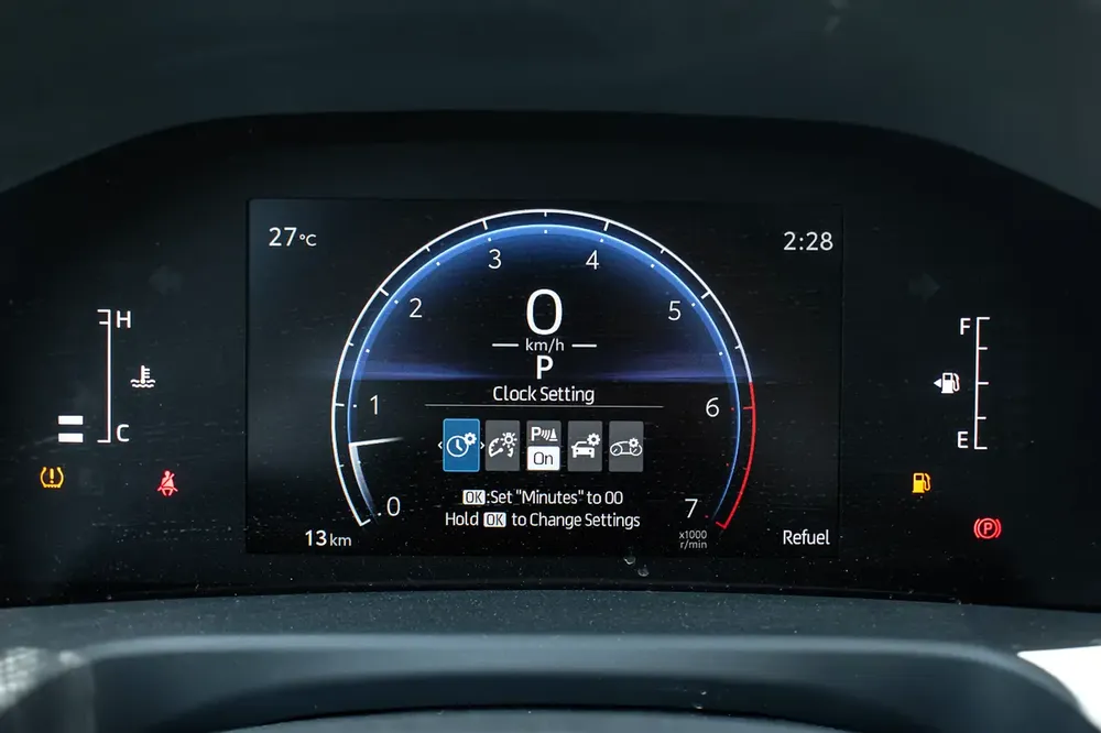 Brand New 2026 Toyota Land Cruiser GXR L1 GCC Specs - Image 13