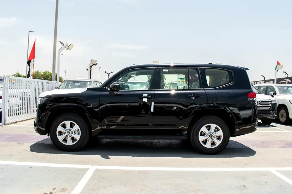 Brand New 2026 Toyota Land Cruiser GXR L1 GCC Specs - Image 7
