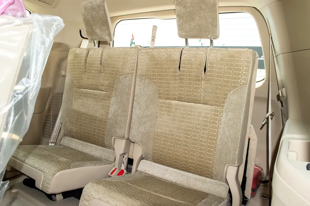 Brand New 2026 Toyota Land Cruiser GXR L1 GCC Specs - Image 8