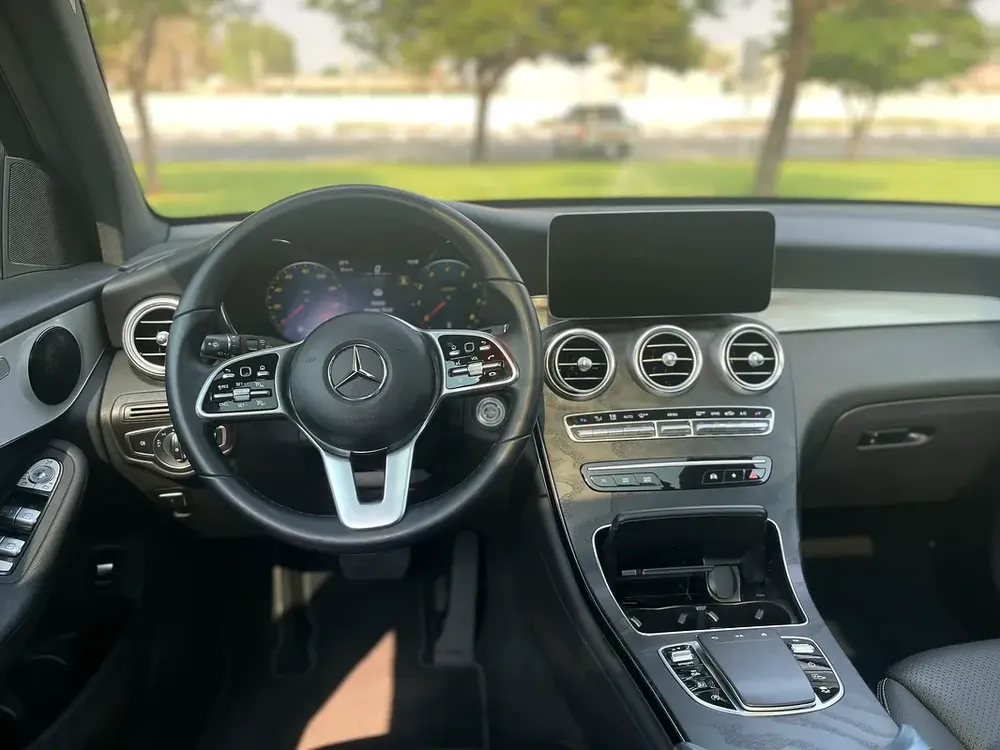 2022 Mercedes Benz GLC 300 - Excellent Condition - Image 10