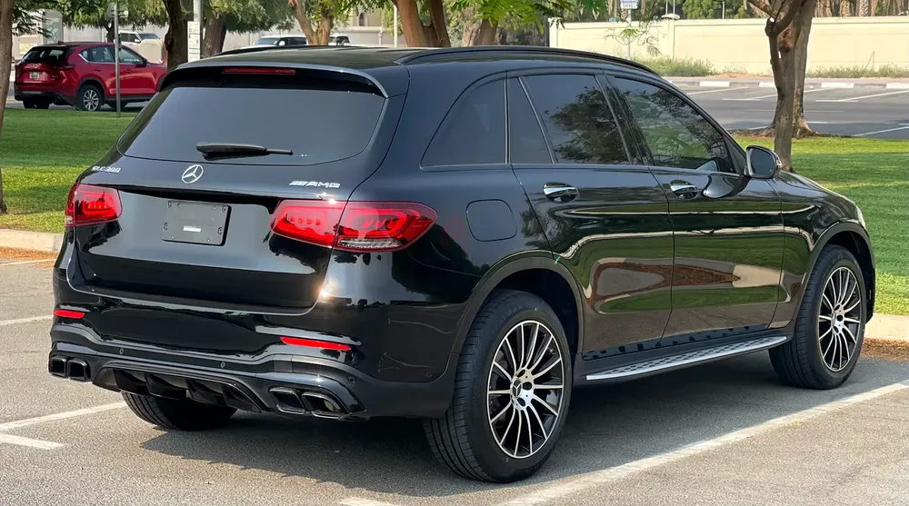 2022 Mercedes Benz GLC 300 - Excellent Condition - Image 6
