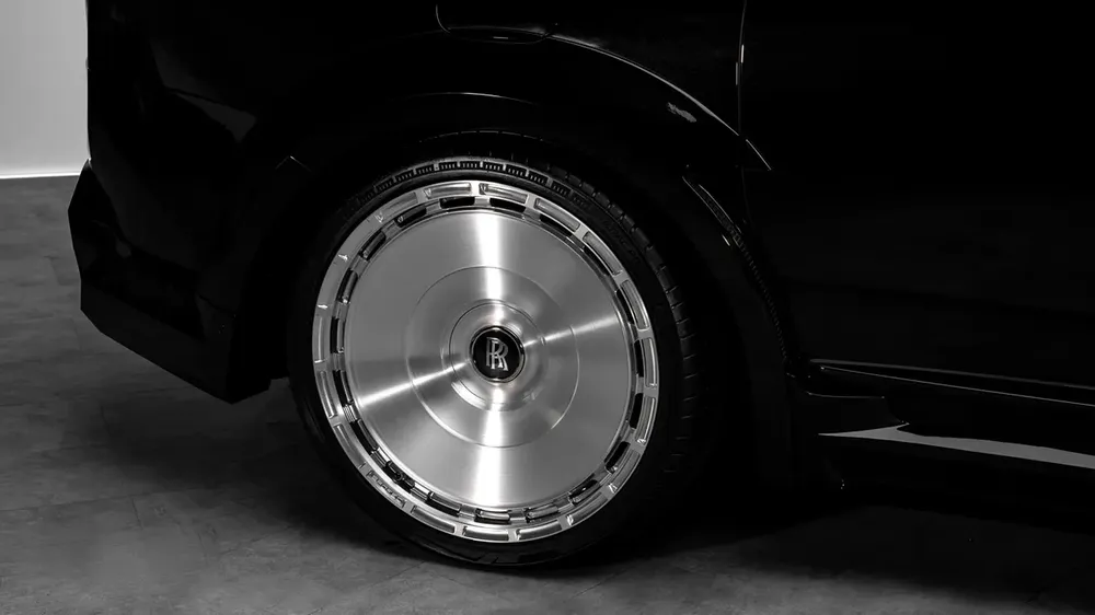 Rolls-Royce Cullinan Black Badge OVERDOSE by NOVITEC - 2026 - GCC - Under Warranty and Service - Image 18