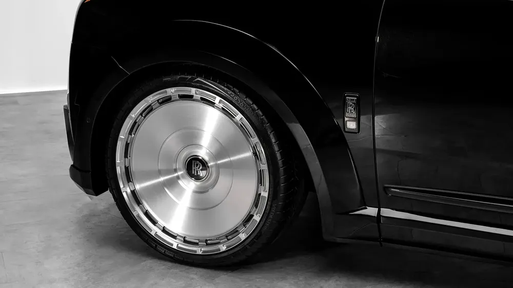 Rolls-Royce Cullinan Black Badge OVERDOSE by NOVITEC - 2026 - GCC - Under Warranty and Service - Image 4