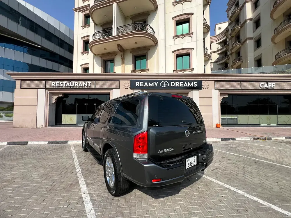 Nissan Armada LE 2011 GCC Specs - Image 5