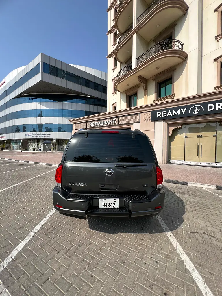 Nissan Armada LE 2011 GCC Specs - Image 6