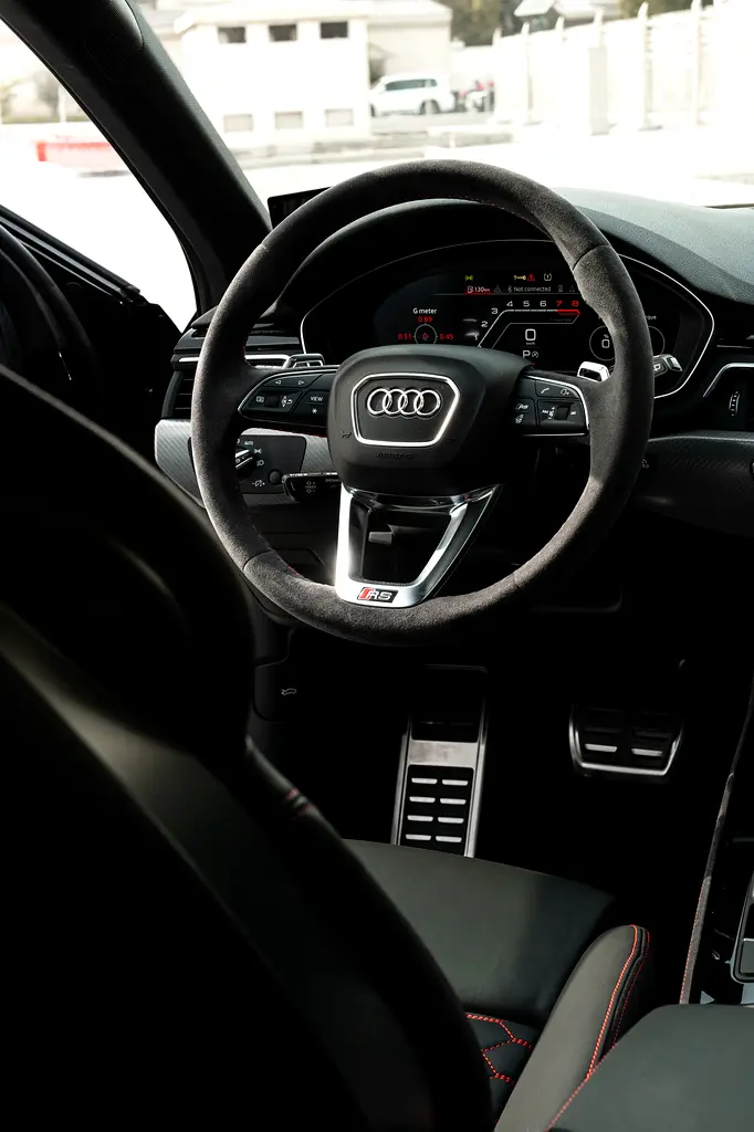 Audi RS4 Avant Black Edition | 2023 | 2.9L Twin-Turbo V6 Quattro - Image 9