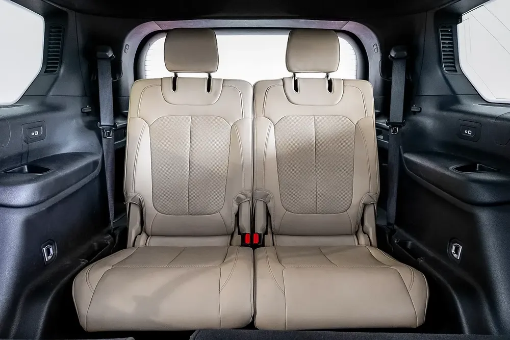2,853 AED / 60 months | 0% DP | 2023 Jeep Grand Cherokee Limited L / Full Service History - Image 14