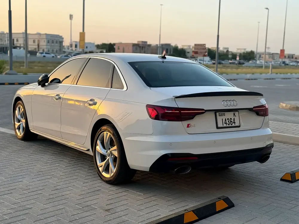 Audi A4 S4 kit in agency condition - Image 4