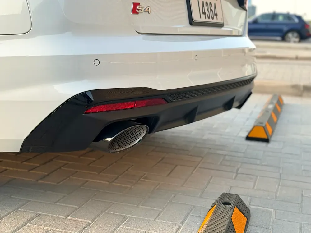 Audi A4 S4 kit in agency condition - Image 6