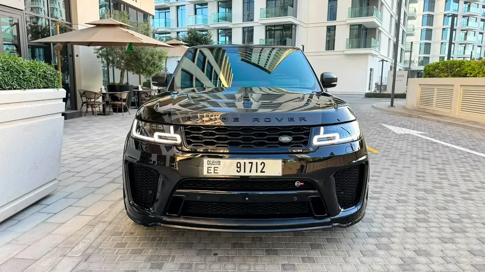 2020 Range Rover SVR | Carbon Package | Black Edition | No Accidents - Image 4