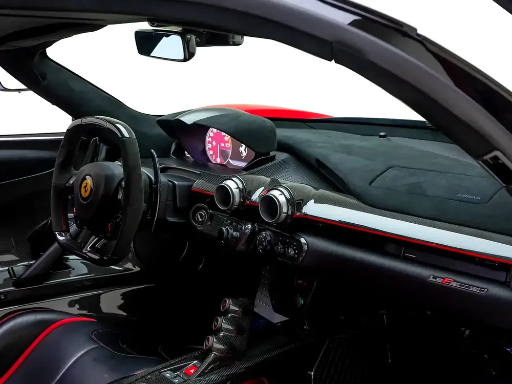 2015 | Ferrari | LaFerrari  | GCC Specs | With Warranty - Limited Edition 1/499 - Image 10