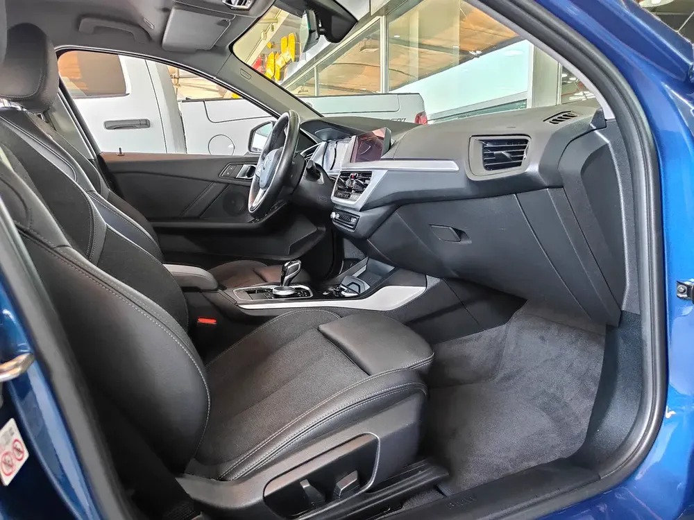 AED 870 P.M | 2021 BMW 120i Joy Edition | Under Warranty and BMW Service Contract | GCC | - Image 13