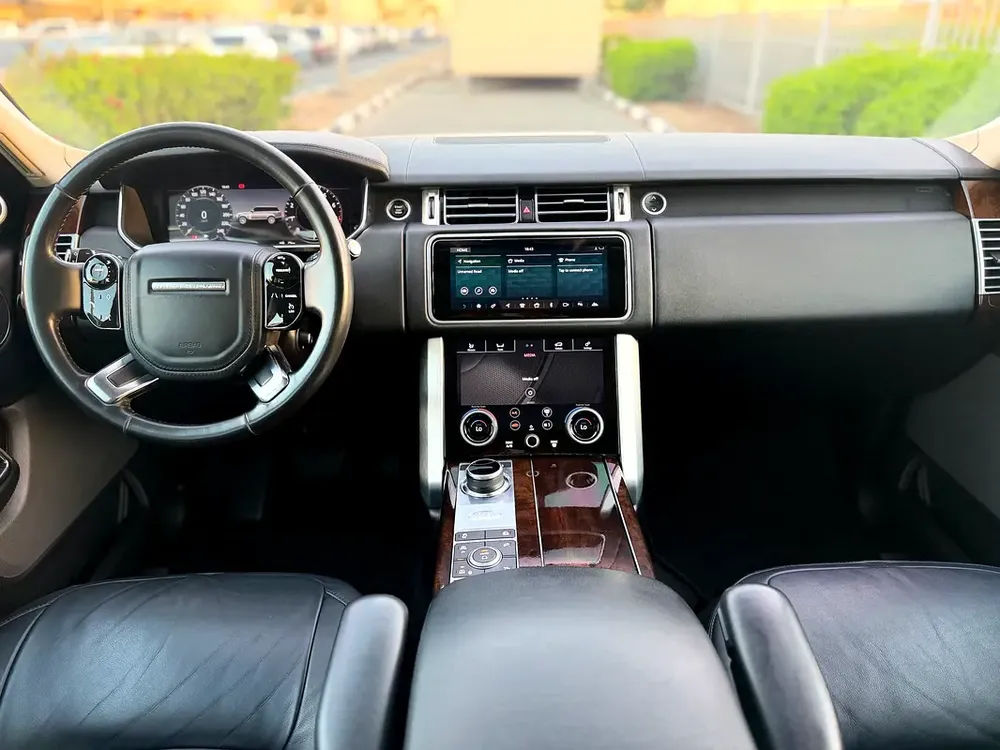 2020 Range Rover Vogue HSE P400 / GCC In Perfect Conditions - Image 9