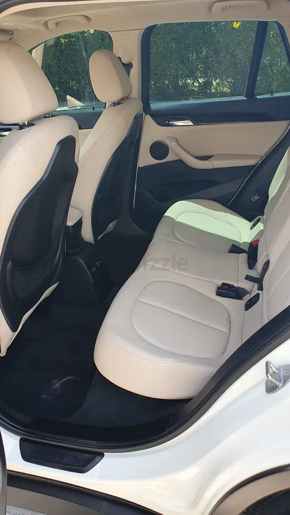 BMW X1 2019 GCC SPECS LOW MILEAGE - Image 10