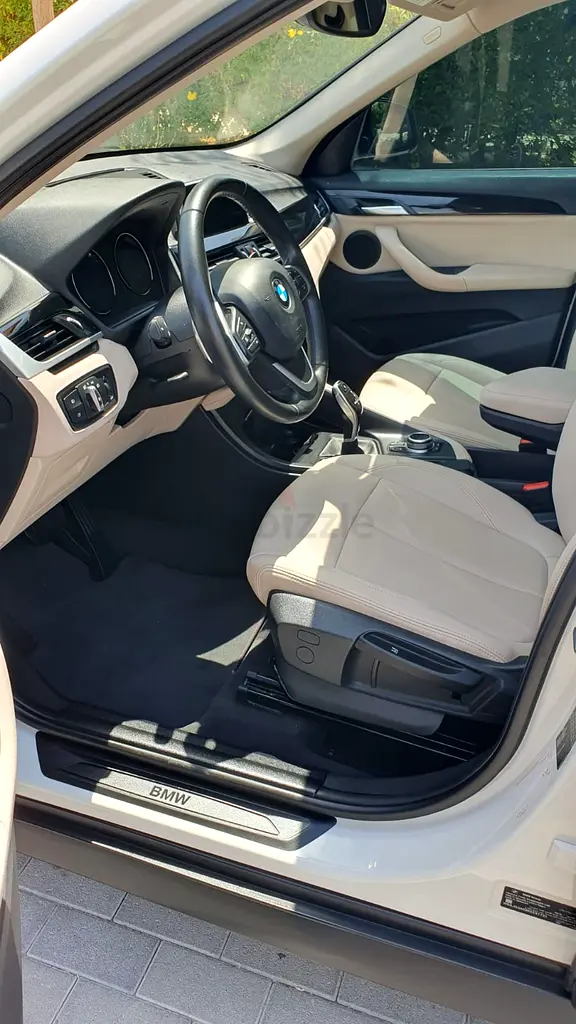 BMW X1 2019 GCC SPECS LOW MILEAGE - Image 8