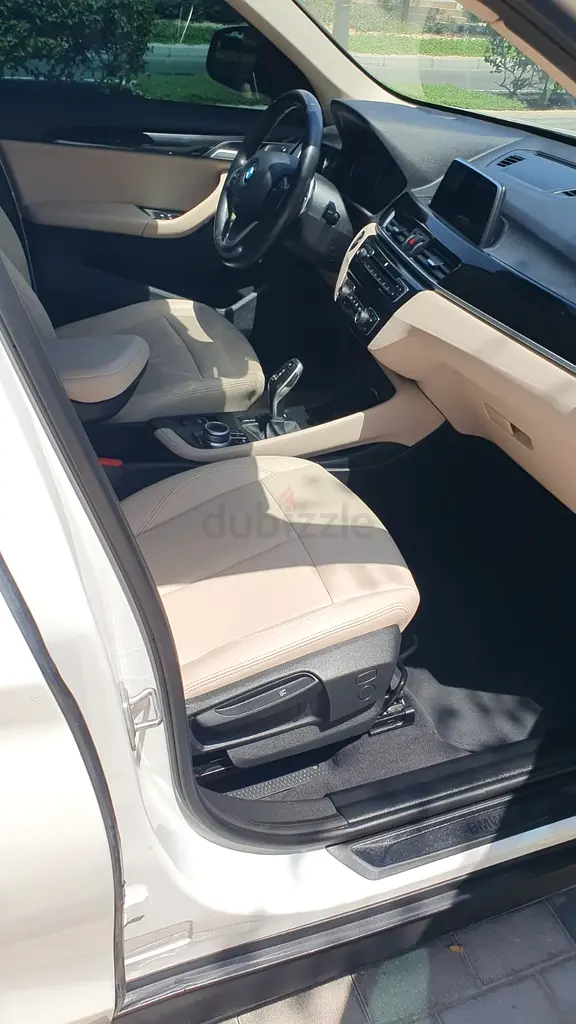 BMW X1 2019 GCC SPECS LOW MILEAGE - Image 9