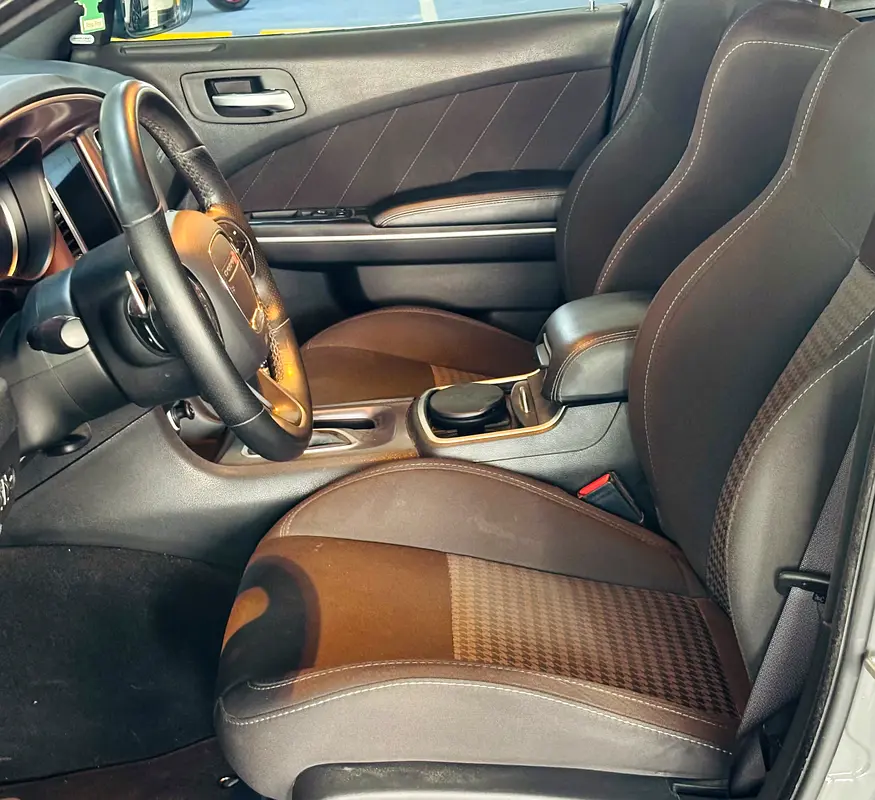 2019 DODGE CHARGER GT GCC SPECS IN EXCELLENT CONDITION - Image 6