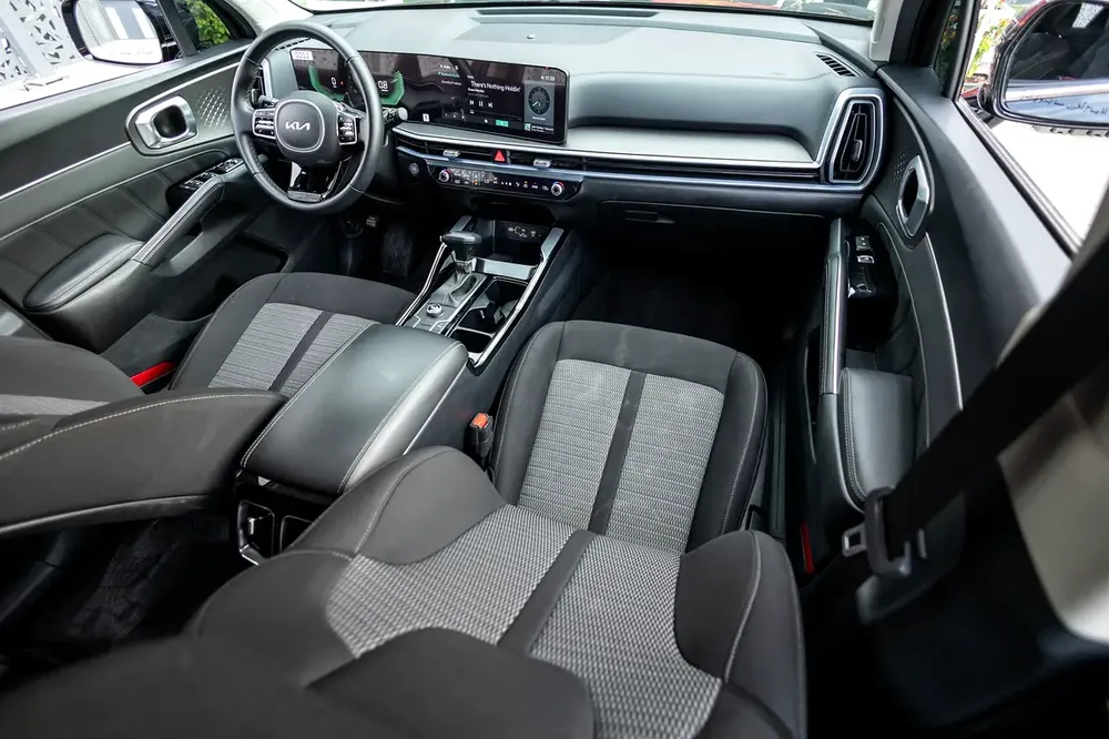 Kia Sorento 2024 GCC | Warranty - Image 19