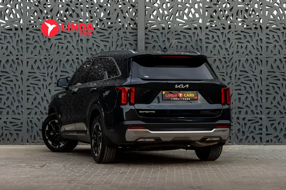 Kia Sorento 2024 GCC | Warranty - Image 6