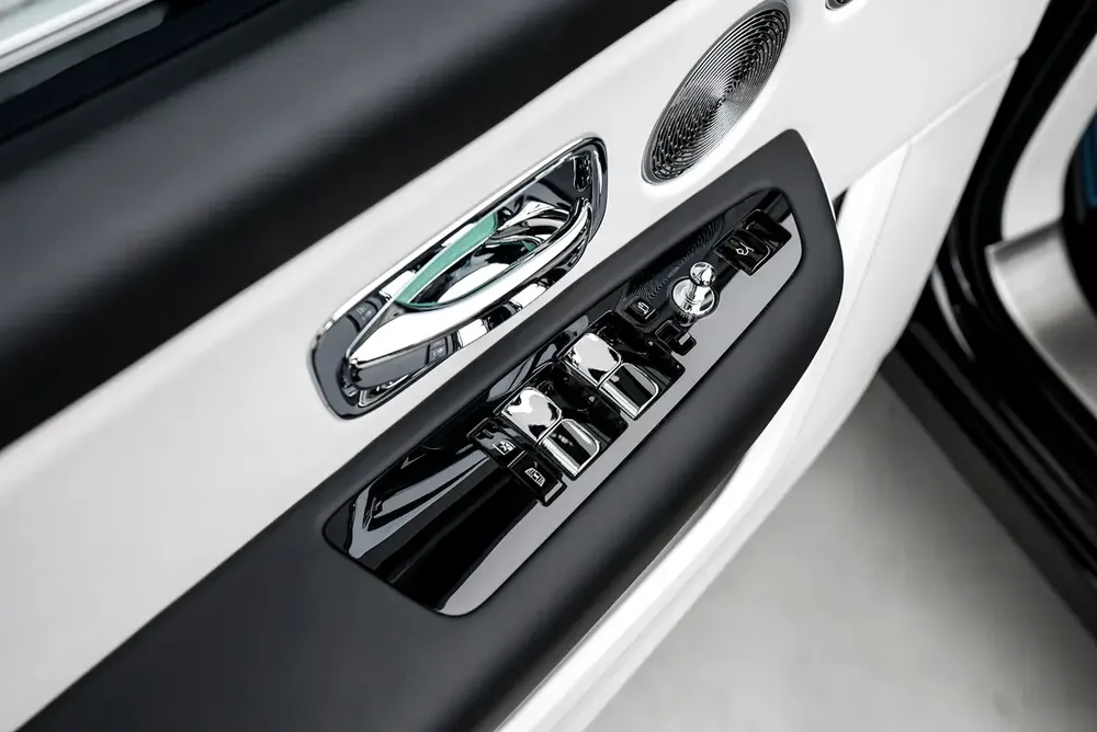 2026 ROLLS ROYCE CULLINAN | BLACK BADGE | GCC | MAIN DEALER WARRANTY SERVICE - Image 8
