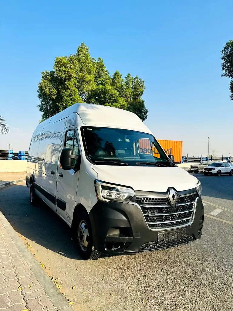 2021 Renault Master 2.3T Panel Van (L4H3) - GCC Specs - Excellent Condition - Image 6
