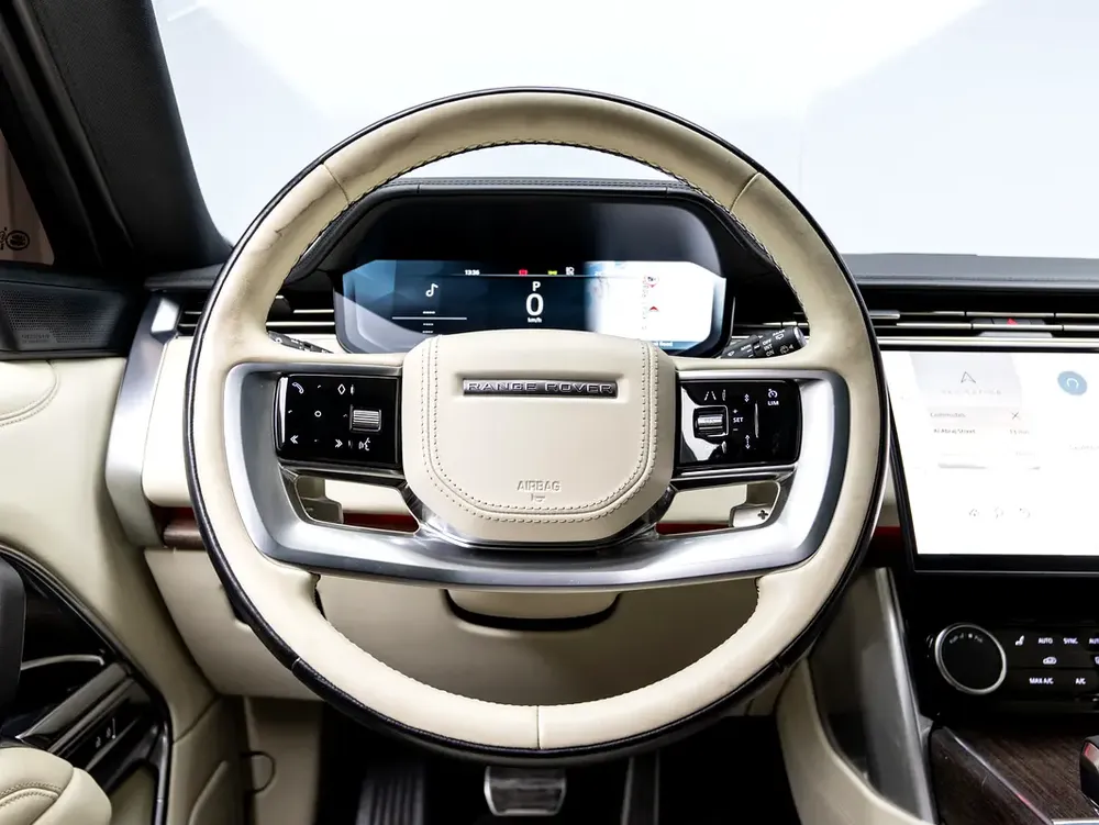 SUMMER STARTS NOW | EXCLUSIVE DEAL BY BLACKLINE, 2027 Land Rover Warranty, GCC - Image 11