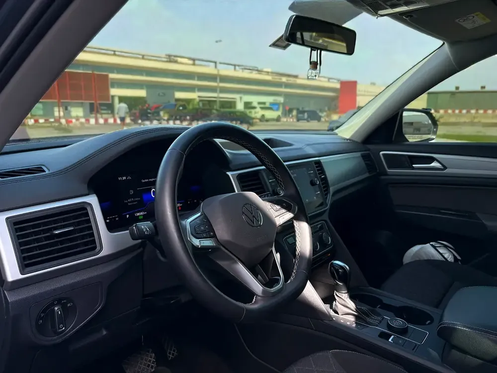 AED 1,220 P.M | 0% DOWN PAYMENT | VW TERAMONT 3.6L V6 | 2022 | GCC SPECS - Image 11