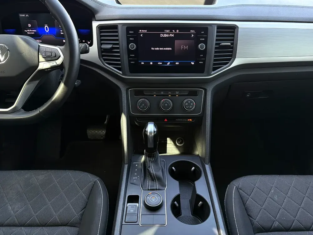 AED 1,220 P.M | 0% DOWN PAYMENT | VW TERAMONT 3.6L V6 | 2022 | GCC SPECS - Image 15