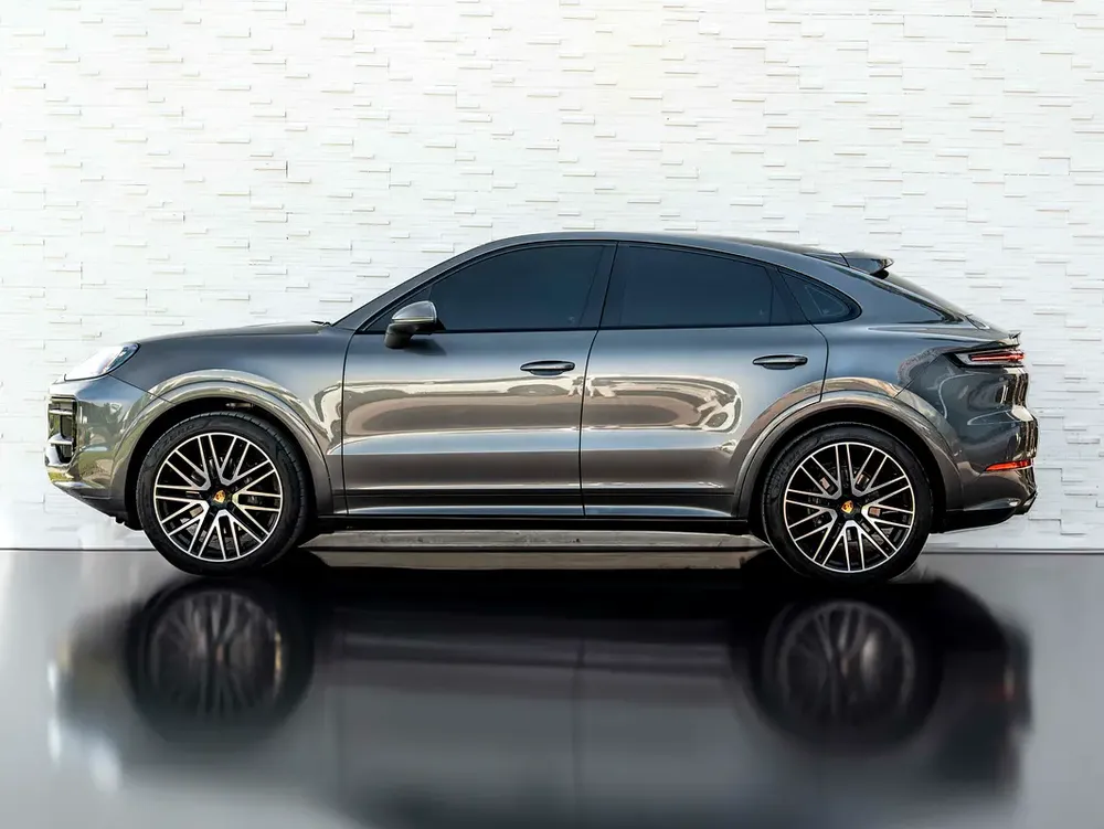 0% DOWN PAYMENT | THE MAY ADVANTAGE | RELIABLE DAILY | CAYENNE COUPE | GCC | WARRANTY - Image 8