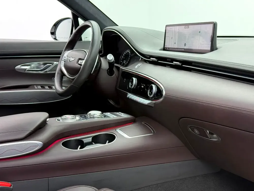 2023 Genesis GV70, Warranty + Full Service History, GCC - Image 13