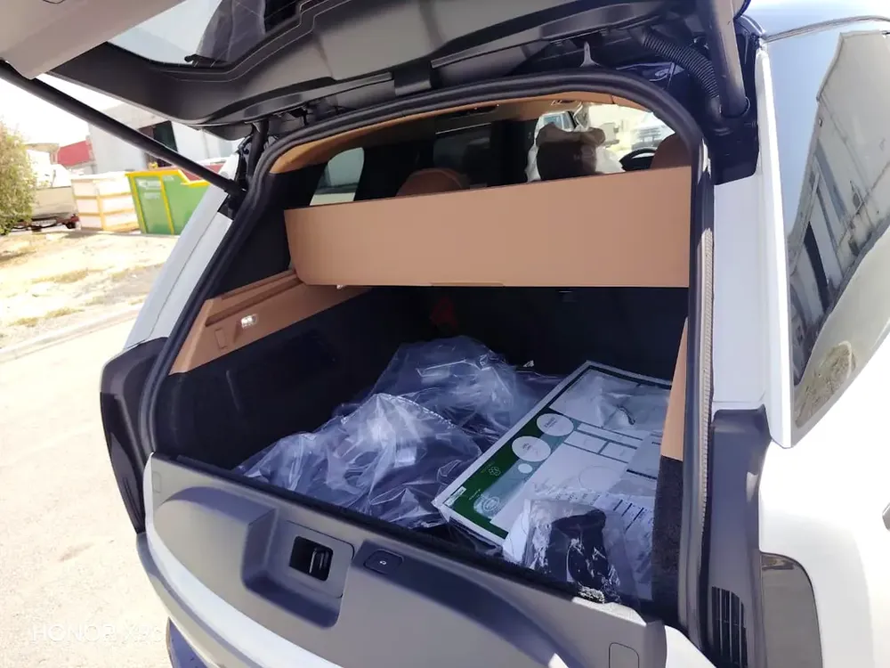 Land Rover Range Rover SE 2026 - Brand New - Image 16