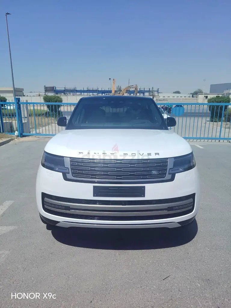 Land Rover Range Rover SE 2026 - Brand New - Image 5