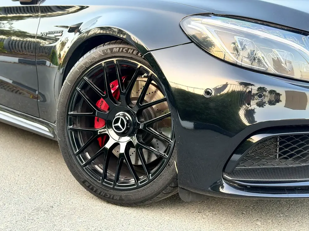 Mercedes-Benz C63 S 2017 - Korean Specs - GCC Stock - Image 7