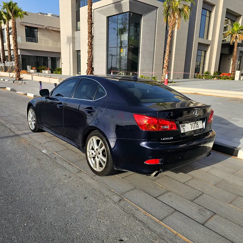Lexus IS 250 - Image 7