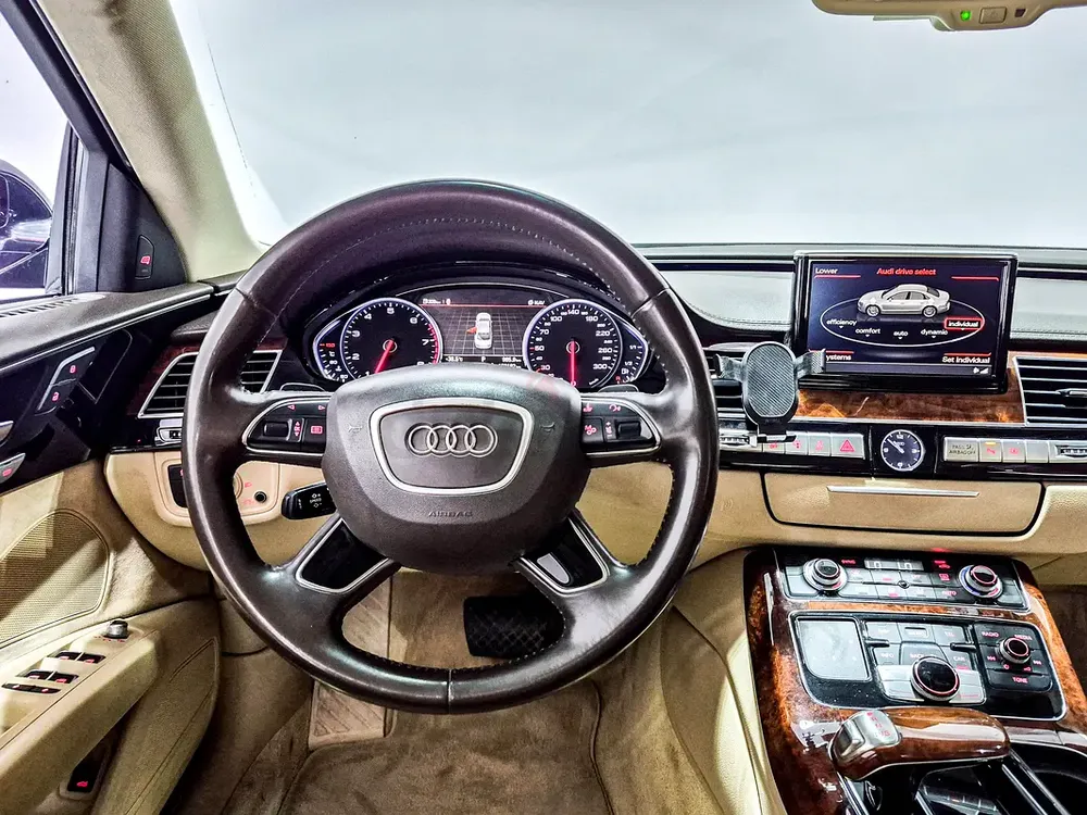 Inspected Car | 2012 Audi A8  | GCC Specs | Ref#462330 - Image 10