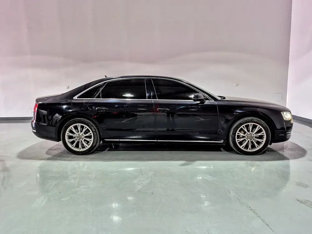Inspected Car | 2012 Audi A8  | GCC Specs | Ref#462330 - Image 4