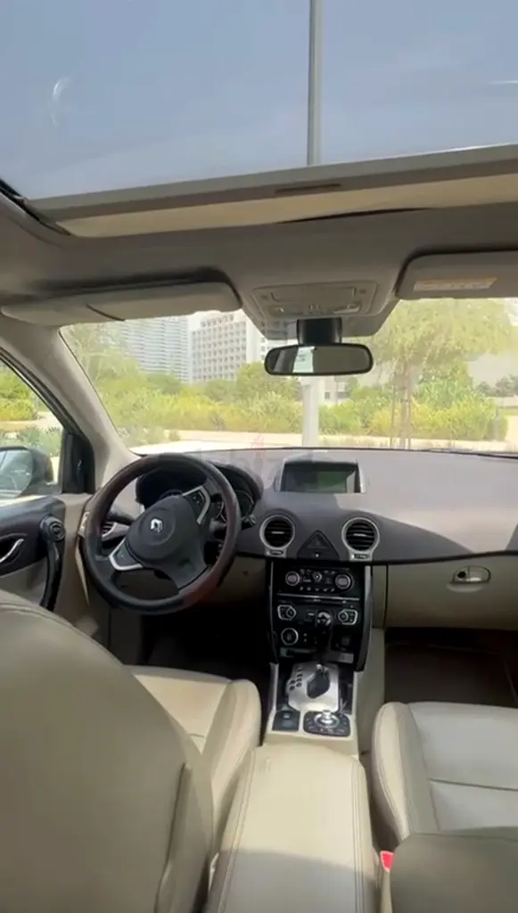 Renault Koleos SE 4X4 2015 GCC Specs - Well Maintained - Image 8