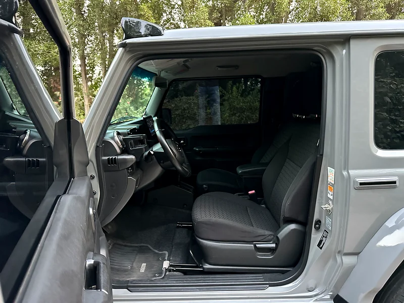 2022 Suzuki Jimny | Mini G Wagon Brabus | GCC Spec | 1.5L 4-Cylinder | Perfect Condition - Image 9
