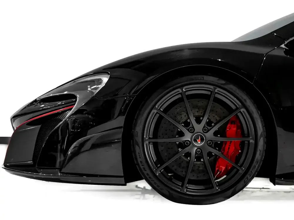 2016 | McLaren | 675LT | GCC Spec - Image 16