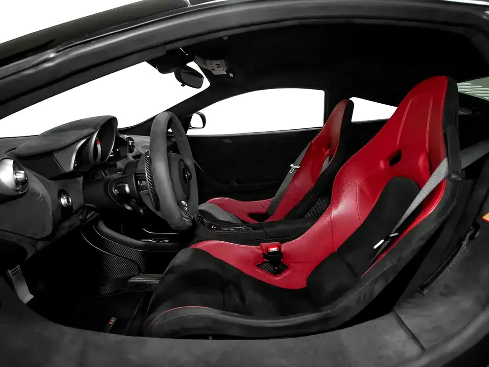 2016 | McLaren | 675LT | GCC Spec - Image 8