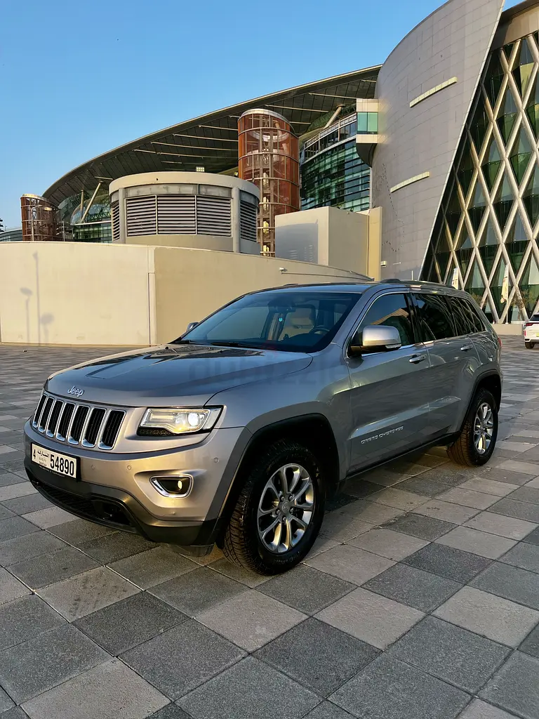 Jeep Grand Cherokee Laredo 2015 GCC Specs - Image 8