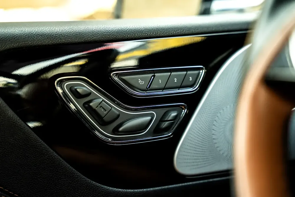 With Agency Warranty/Service Package - 2022 Lincoln Aviator Presidential GCC - Image 13