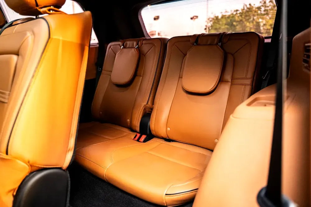 With Agency Warranty/Service Package - 2022 Lincoln Aviator Presidential GCC - Image 17